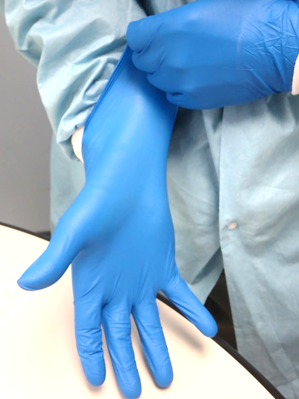 SW® Sustainability Solutions TruForm® EcoTek® Royal Blue Nitrile Exam Gloves, 4.7-mil (100ct)